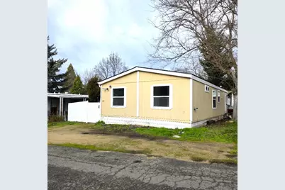 939 S Valley View Road #UNIT 10, Ashland, OR 97520 - Photo 1