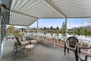 183 Kingsley Dr, Grants Pass, OR 97526 - Photo 1