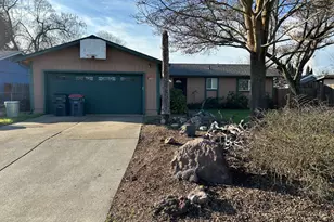 7695 Hale Way, White City, OR 97503 - Photo 1