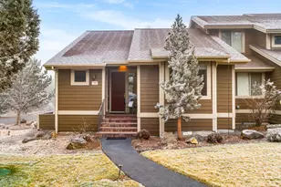 702 Sage Country Ct, Redmond, OR 97756 - Photo 1