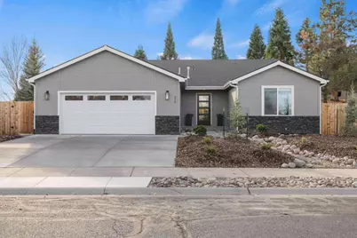 824 Quail Park Circle, Klamath Falls, OR 97601 - Photo 1