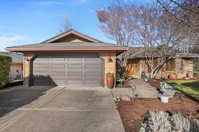 2489 Senate Way, Medford, OR 97504 - Photo 1