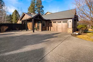 60291 Addie Triplett Loop, Bend, OR 97702 - Photo 1