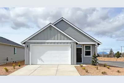 2687 NW 26th Lp North, Redmond, OR 97756 - Photo 1