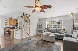 719 SW I St, Grants Pass, OR 97526 - Photo 1