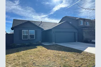 2412 NW Ivy Avenue, Redmond, OR 97756 - Photo 1