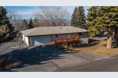 1422 Kimberly Drive, Klamath Falls, OR 97603 - Photo 1