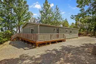 300 Arrowhead Pass, Jacksonville, OR 97530 - Photo 1