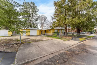 220 S 3rd Street, Central Point, OR 97502 - Photo 1