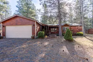 60626 River Bend Dr, Bend, OR 97702 - Photo 1