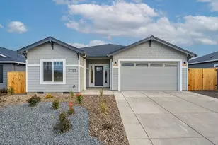 3723 Ford Dr, Medford, OR 97504 - Photo 1