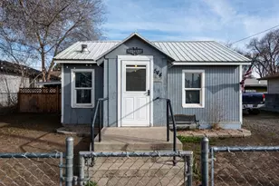544 NE Garner St, Prineville, OR 97754 - Photo 1