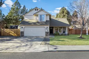 955 NE Locksley Dr, Bend, OR 97701 - Photo 1
