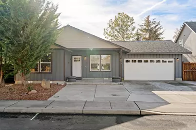 279 SE Laurel Lane, Prineville, OR 97754 - Photo 1