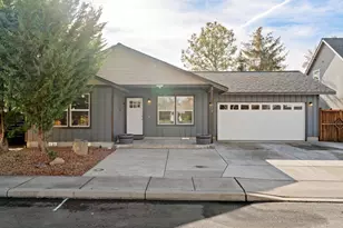 279 SE Laurel Ln, Prineville, OR 97754 - Photo 1