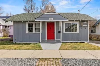 929 Owens Street, Klamath Falls, OR 97601 - Photo 1