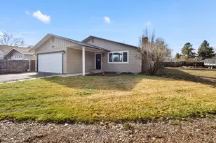 4900 Gatewood Dr, Klamath Falls, OR 97603 - Photo 1