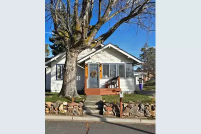 129 Henry Street, Klamath Falls, OR 97601 - Photo 1