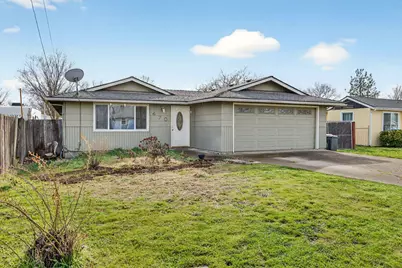 470 De Barr Avenue, Medford, OR 97501 - Photo 1