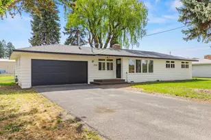 3939 Hope St, Klamath Falls, OR 97603 - Photo 1