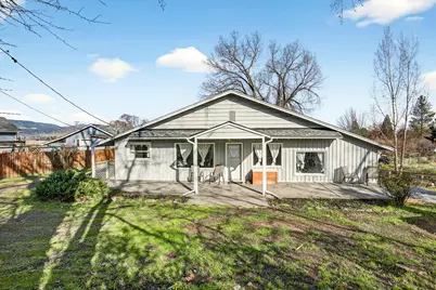 3418 S Stage Road, Medford, OR 97501 - Photo 1