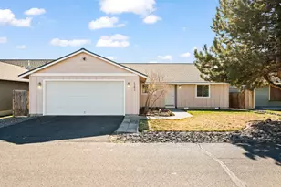 583 SE Ponderosa Dr, Madras, OR 97741 - Photo 1