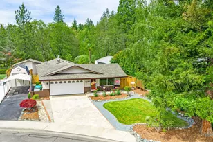 3323 Neamar Dr, Grants Pass, OR 97527 - Photo 1