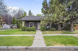 61210 Larkspur Loop, Bend, OR 97702 - Photo 1