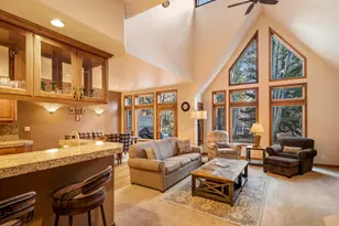 56954 Peppermill Cir, Sunriver, OR 97707 - Photo 1