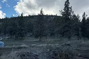 625 SW Crestview Rd, Prineville, OR 97754 - Photo 1