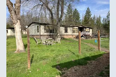5845 Rhodes Lane, Eagle Point, OR 97524 - Photo 1
