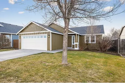 3180 SW Peridot Avenue, Redmond, OR 97756 - Photo 1