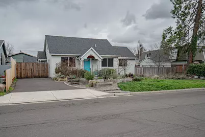 408 Marie Street, Medford, OR 97504 - Photo 1