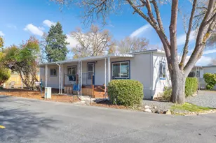 281 Lakeview Dr, Grants Pass, OR 97526 - Photo 1