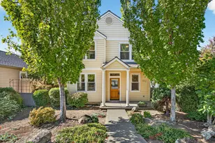 557 N Mountain Ave, Ashland, OR 97520 - Photo 1