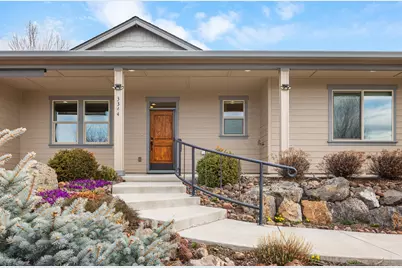 3344 SW Cascade Vista Drive, Redmond, OR 97756 - Photo 1