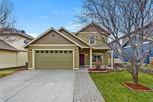 641 SE Glengarry Place, Bend, OR 97702 - Photo 1