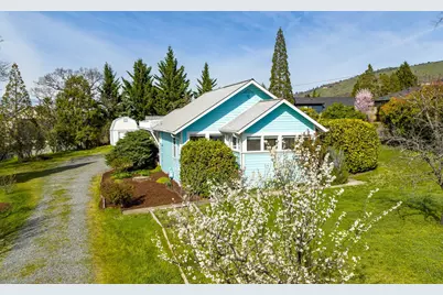 3363 Lone Pine Road, Medford, OR 97504 - Photo 1