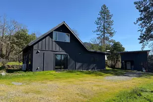 541 Board Shanty Rd, Grants Pass, OR 97527 - Photo 1