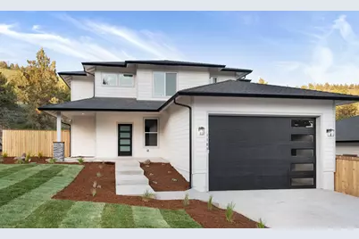 1185 Orange Blossom Drive, Klamath Falls, OR 97601 - Photo 1