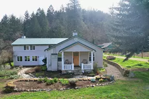 5355 Coleman Creek Rd, Medford, OR 97501 - Photo 1