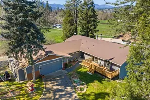 4214 Midway Ave, Grants Pass, OR 97527 - Photo 1