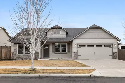 2433 NW Hazelwood Avenue, Redmond, OR 97756 - Photo 1