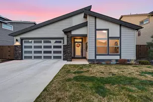 3016 NE Moreno Pl, Bend, OR 97701 - Photo 1