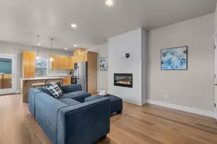 63262 N W Ski Ln, Bend, OR 97703 - Photo 1