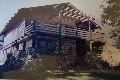 758 B Street, Ashland, OR 97520 - Photo 1