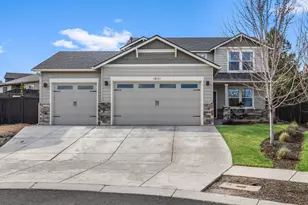 1801 NE Shadowcrest Wy, Bend, OR 97701 - Photo 1
