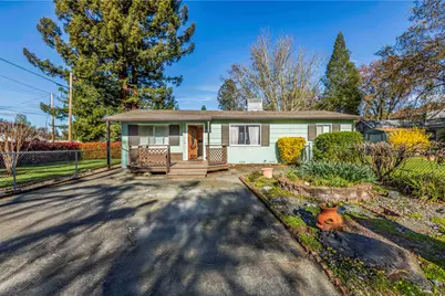 22 SW Elm Street, Grants Pass, OR 97526 - Photo 1