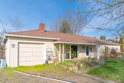1539 Grand Avenue, Medford, OR 97504 - Photo 1