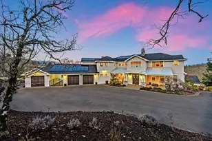 80 Placer Hill Dr, Jacksonville, OR 97530 - Photo 1